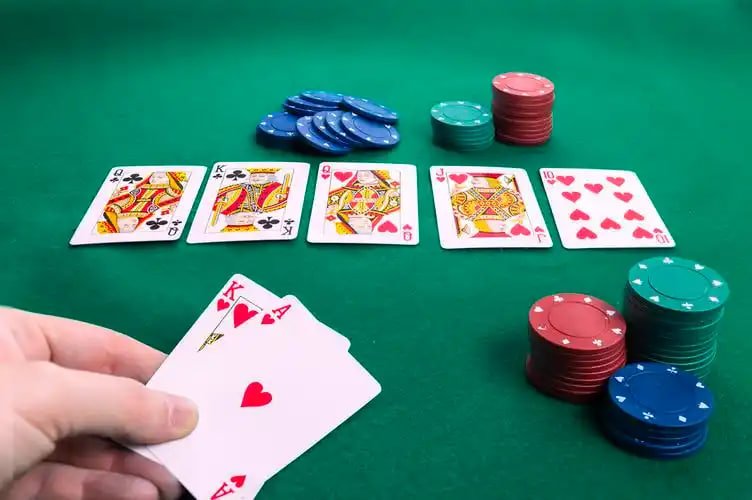 99King Live Casino dealer chuyên nghiệp